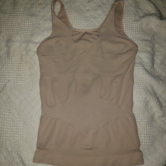 Shapewear - Picture 2 of 4